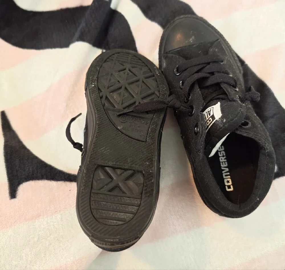 Converse Kids Black Low-Top Canvas Sneakers